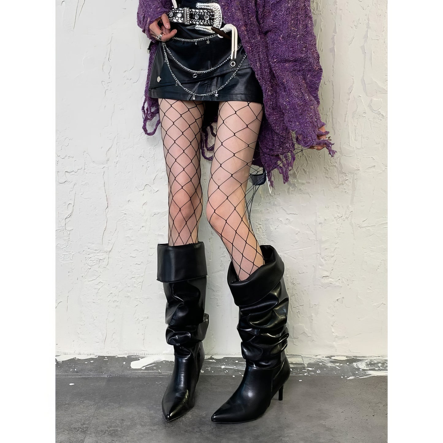 Wide Diamond Fishnet Mesh Tights