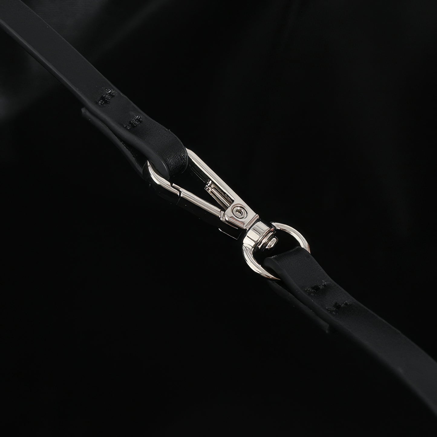 Woven Knot Handle Shoulder Bag
