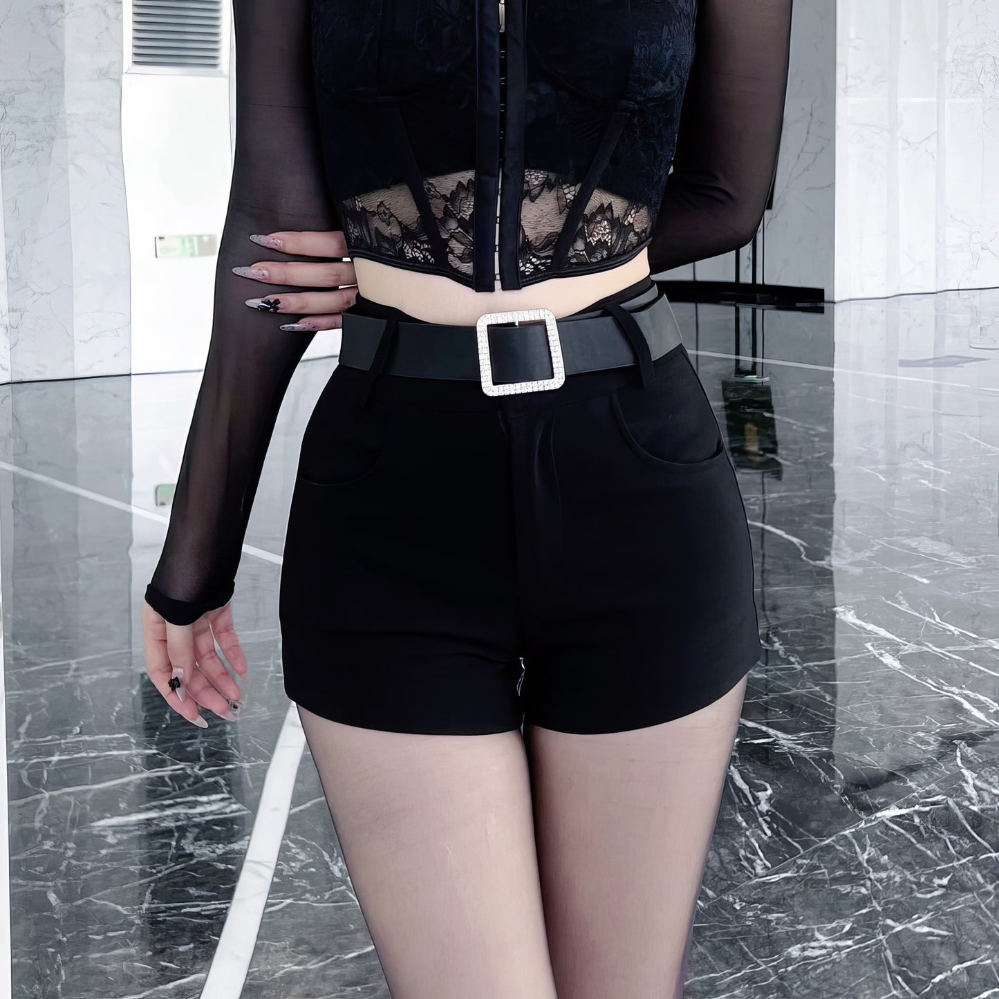 Square Buckle Belted Black Shorts