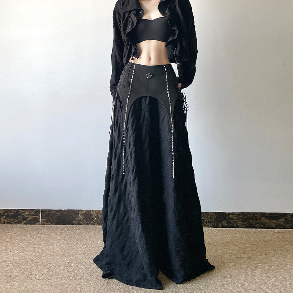 Chain Accent High-Waist Skirt Set