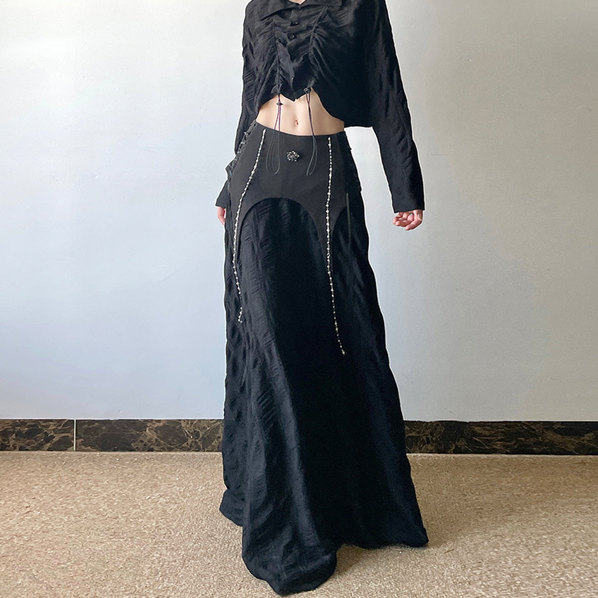 Chain Accent High-Waist Skirt Set