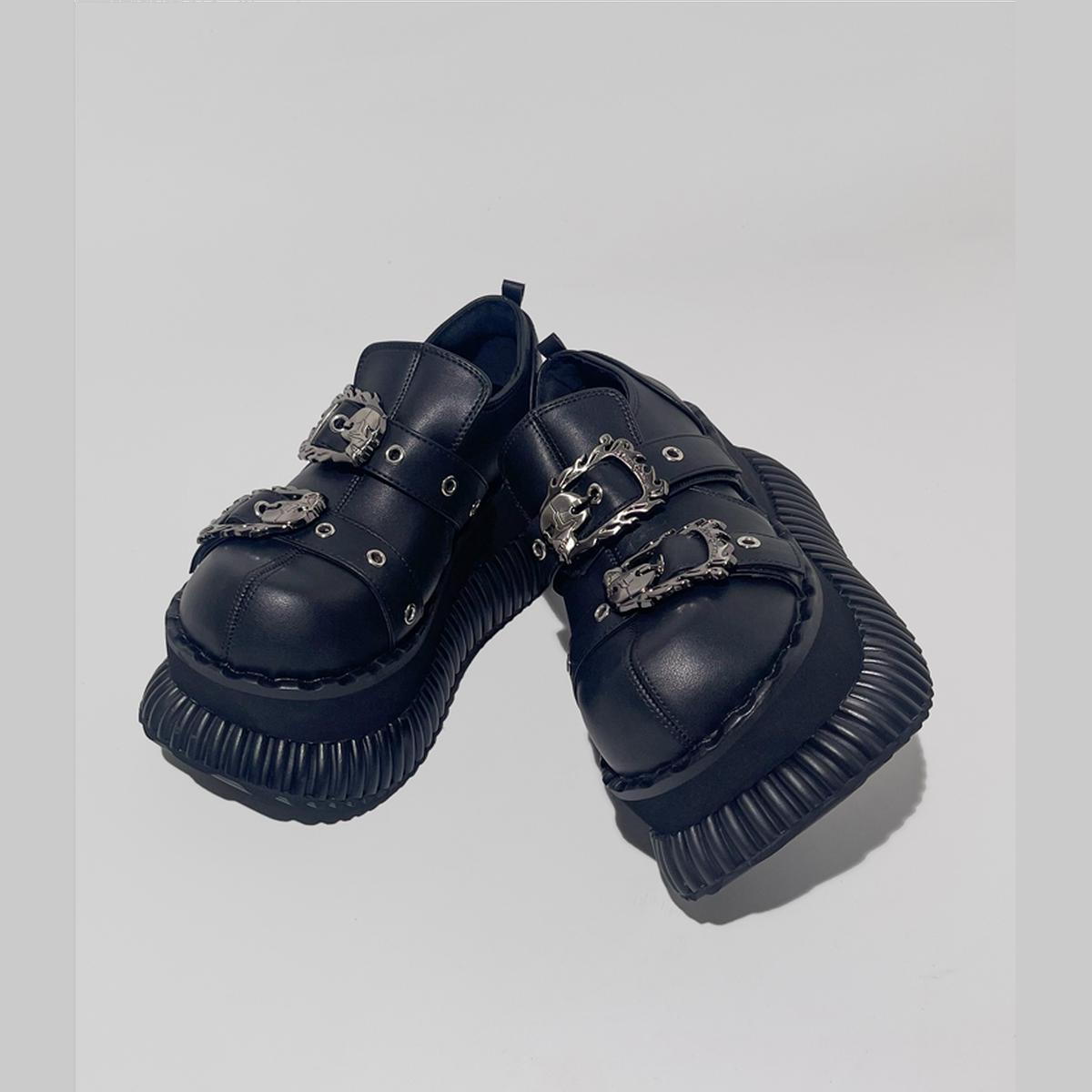 Metal Buckle Ribbed Platform Shoes