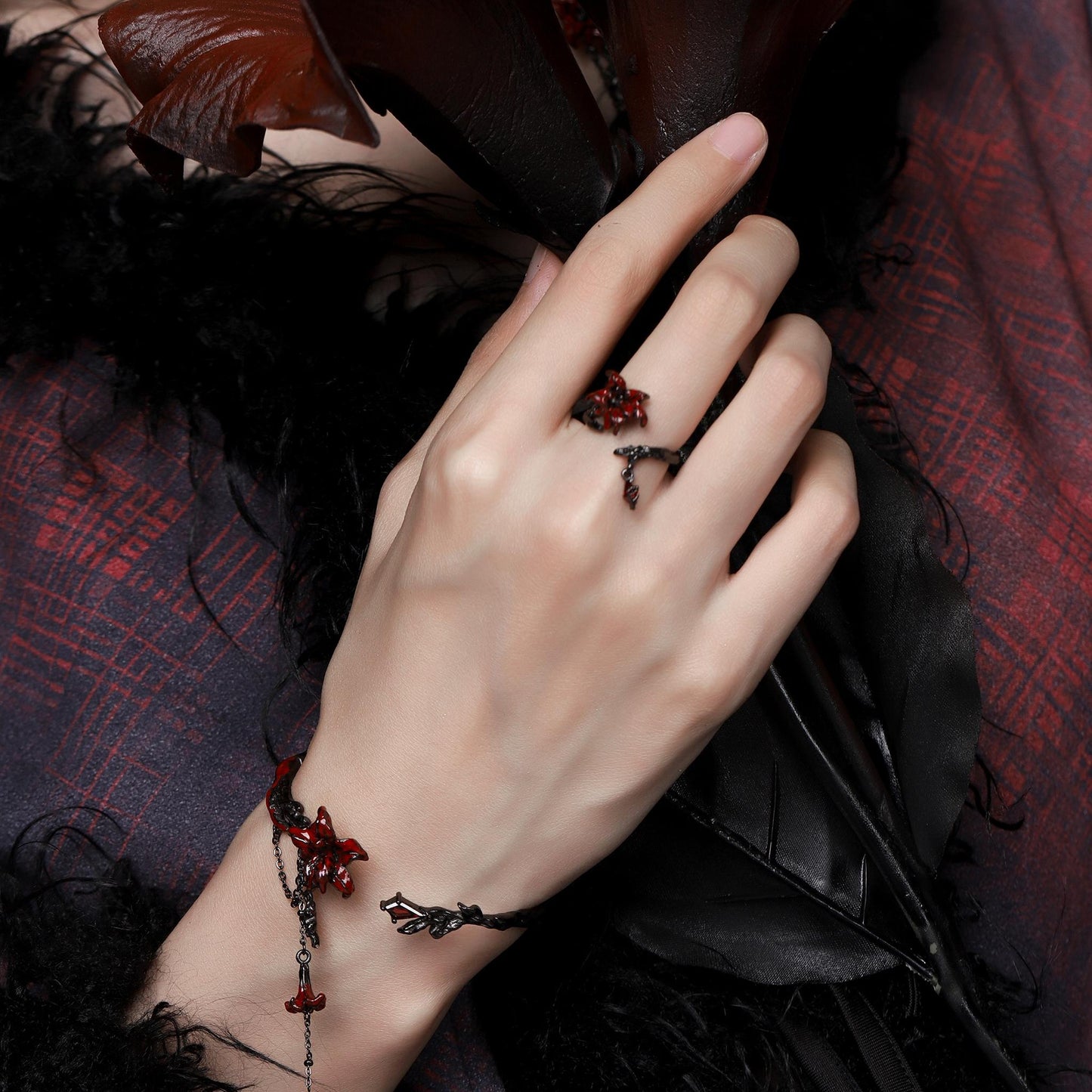 Red Lily Chain Detail Open Ring