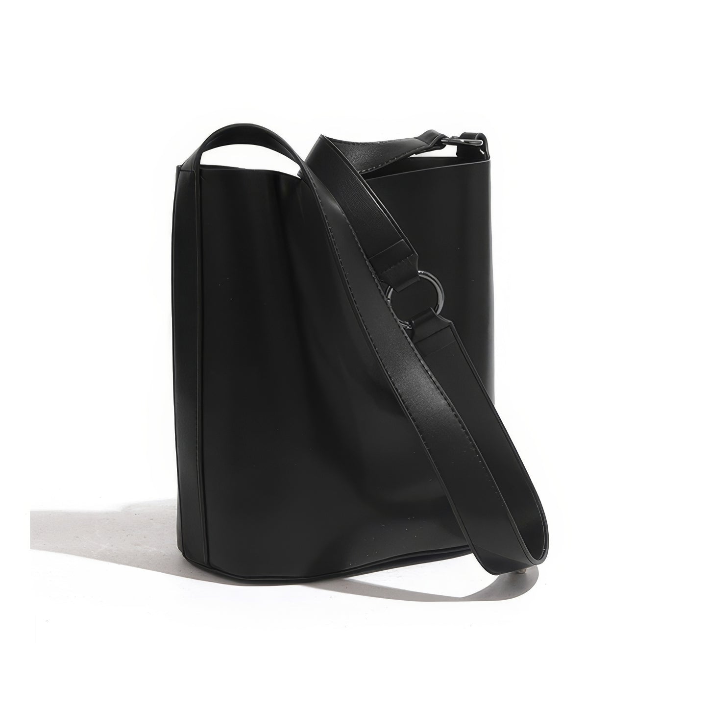 Minimal Smooth Bucket Shoulder Bag