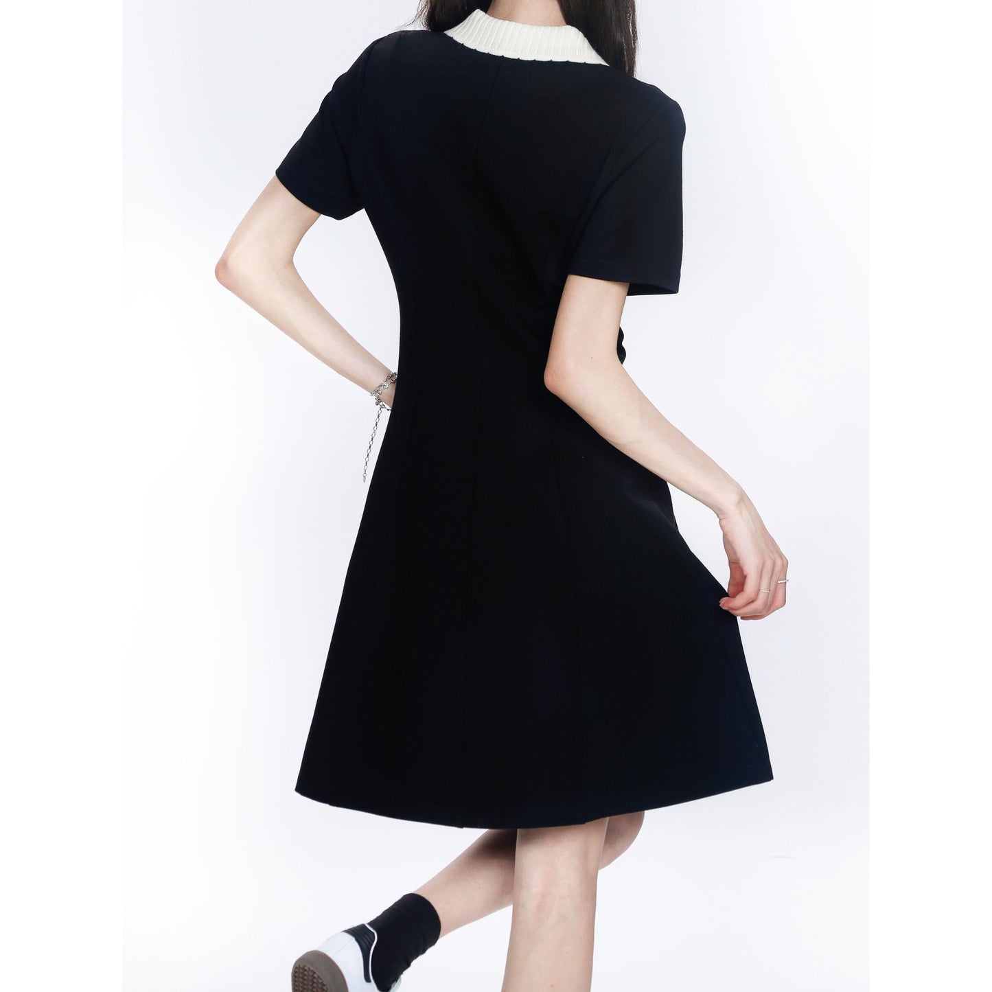 Contrast Collar A-Line Knit Mini Dress