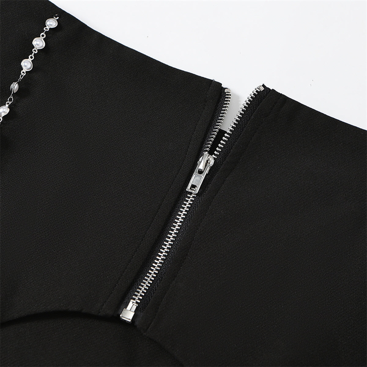 Chain Accent High-Waist Skirt Set