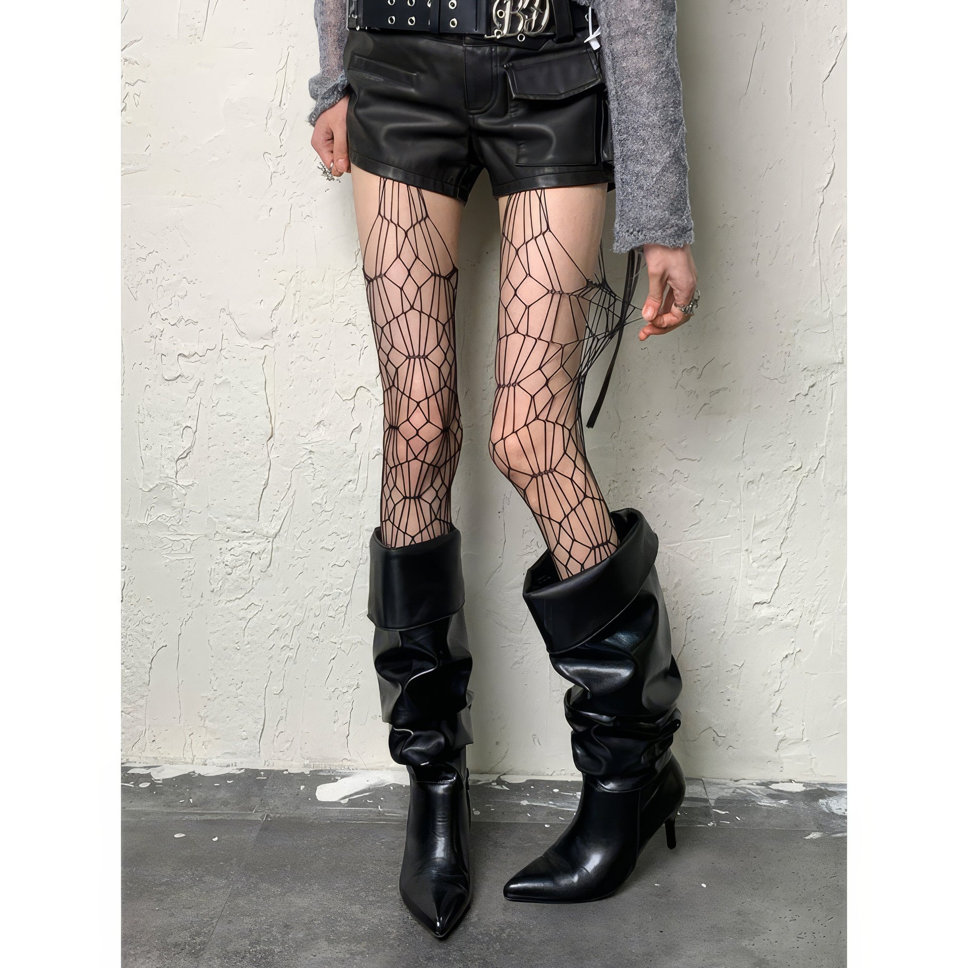 Geometric Web Mesh Tights