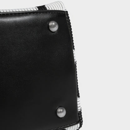 Wavy Checkered Knit Shoulder Bag