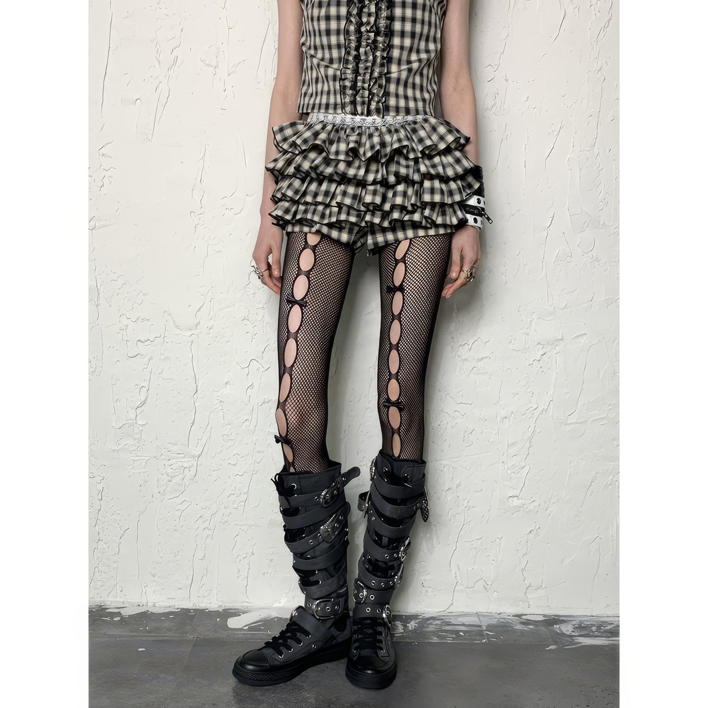 Cutout Circle Mesh Pattern Tights