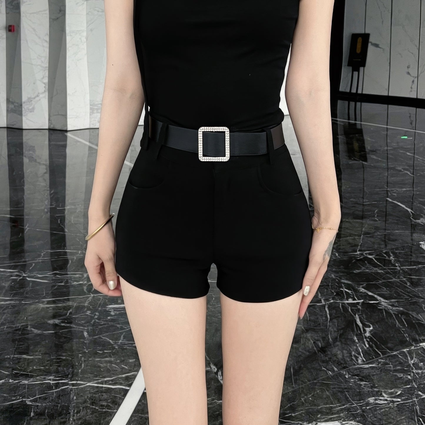 Square Buckle Belted Black Shorts