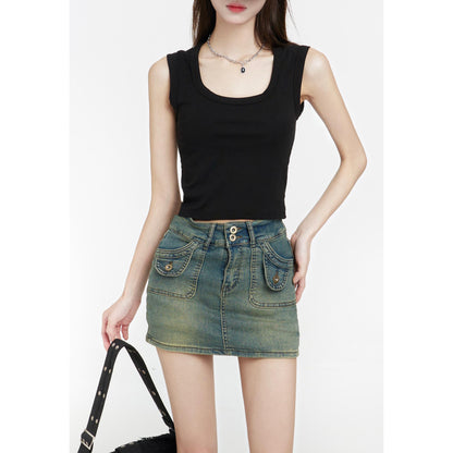 Scoop Neck Stretchy Crop Tank Top