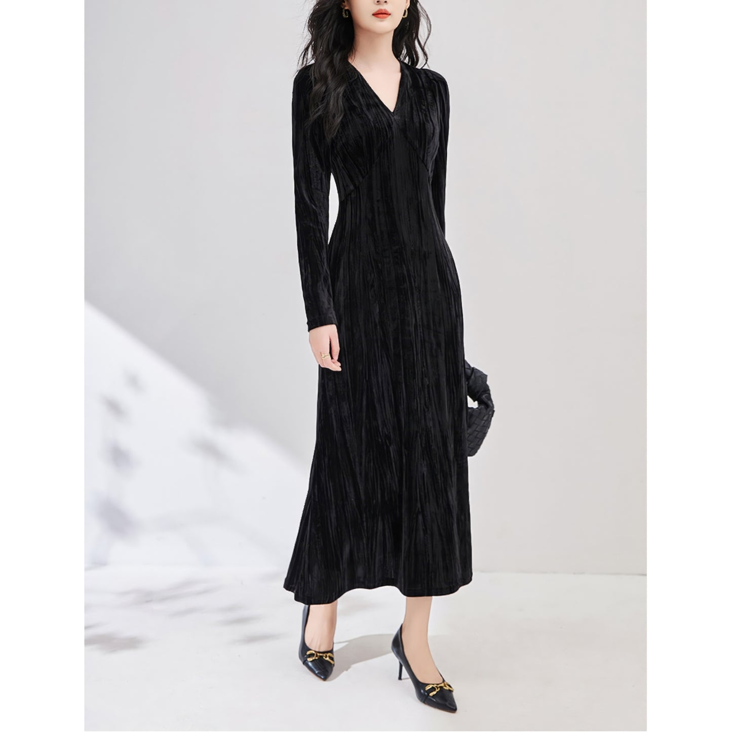 Velvet V-Neck Long Sleeve Maxi Dress