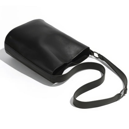Minimal Smooth Bucket Shoulder Bag
