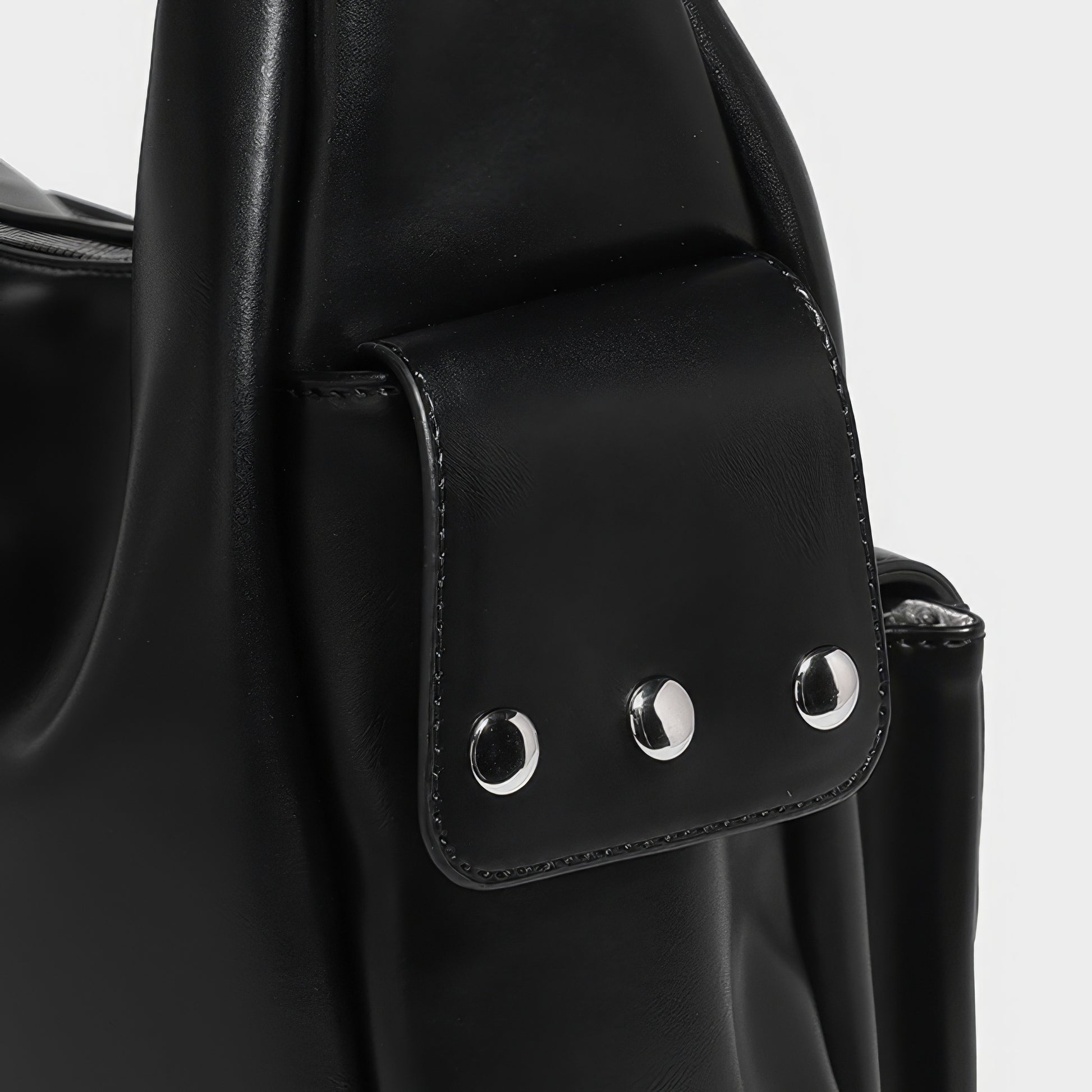 Convertible Pocket Chain Detail Shoulder Bag