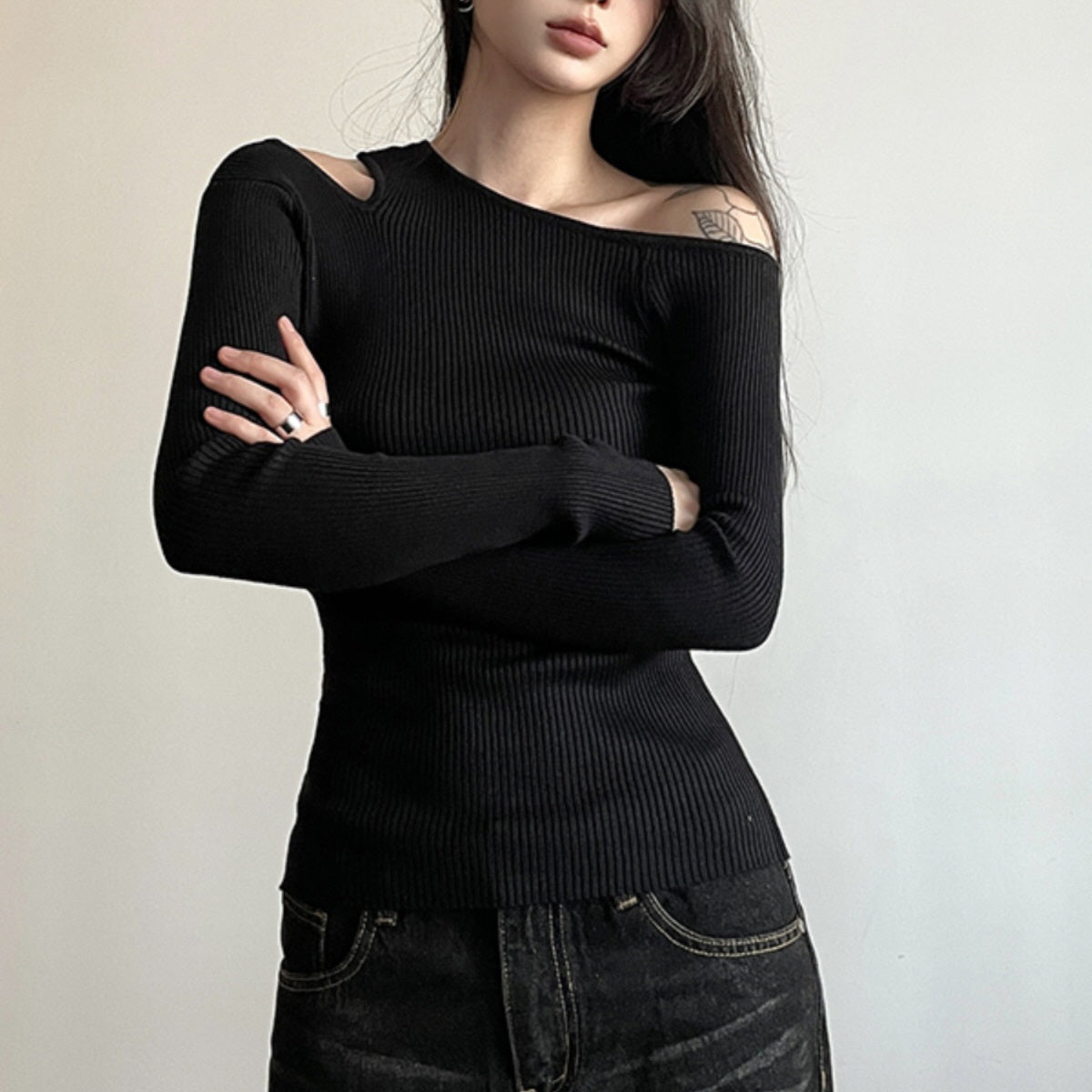 Asymmetrical Cut-Out Ribbed Top