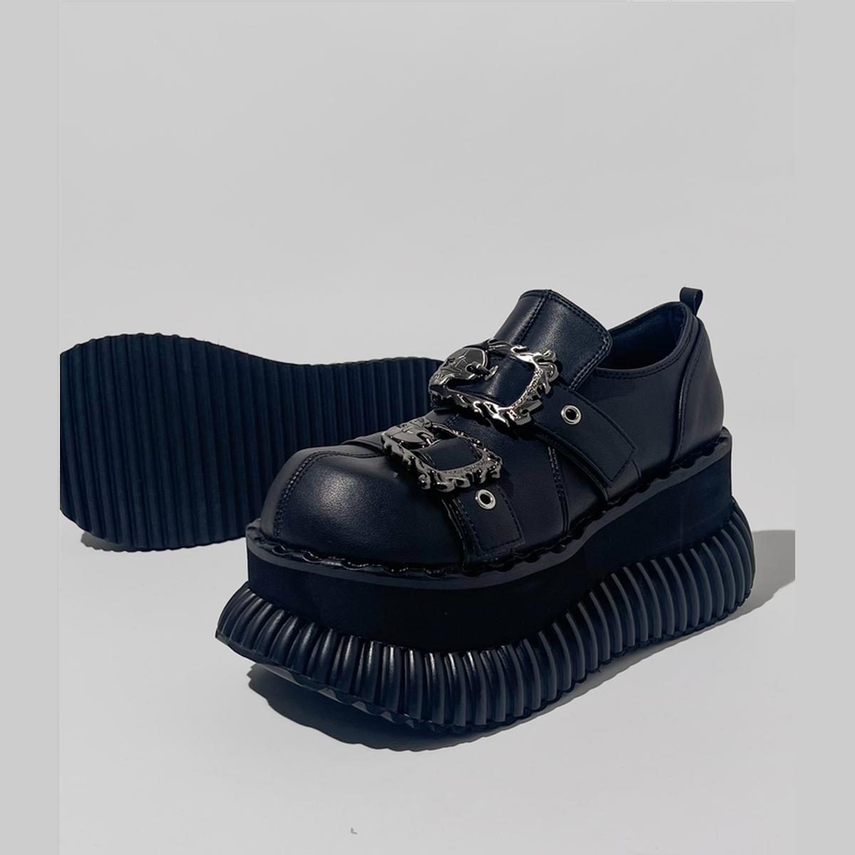 Metal Buckle Ribbed Platform Shoes