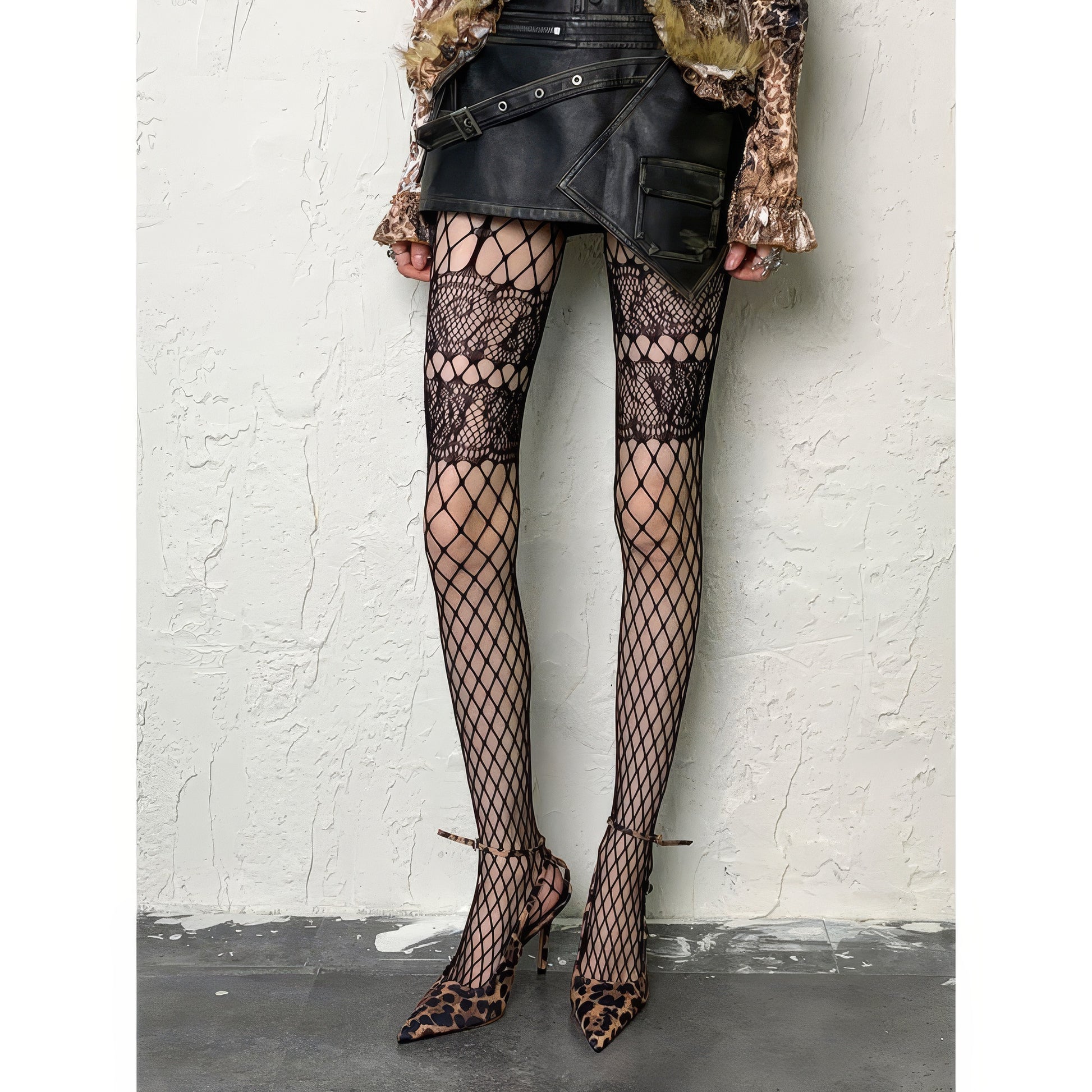 Lace Panel Diamond Fishnet Tights