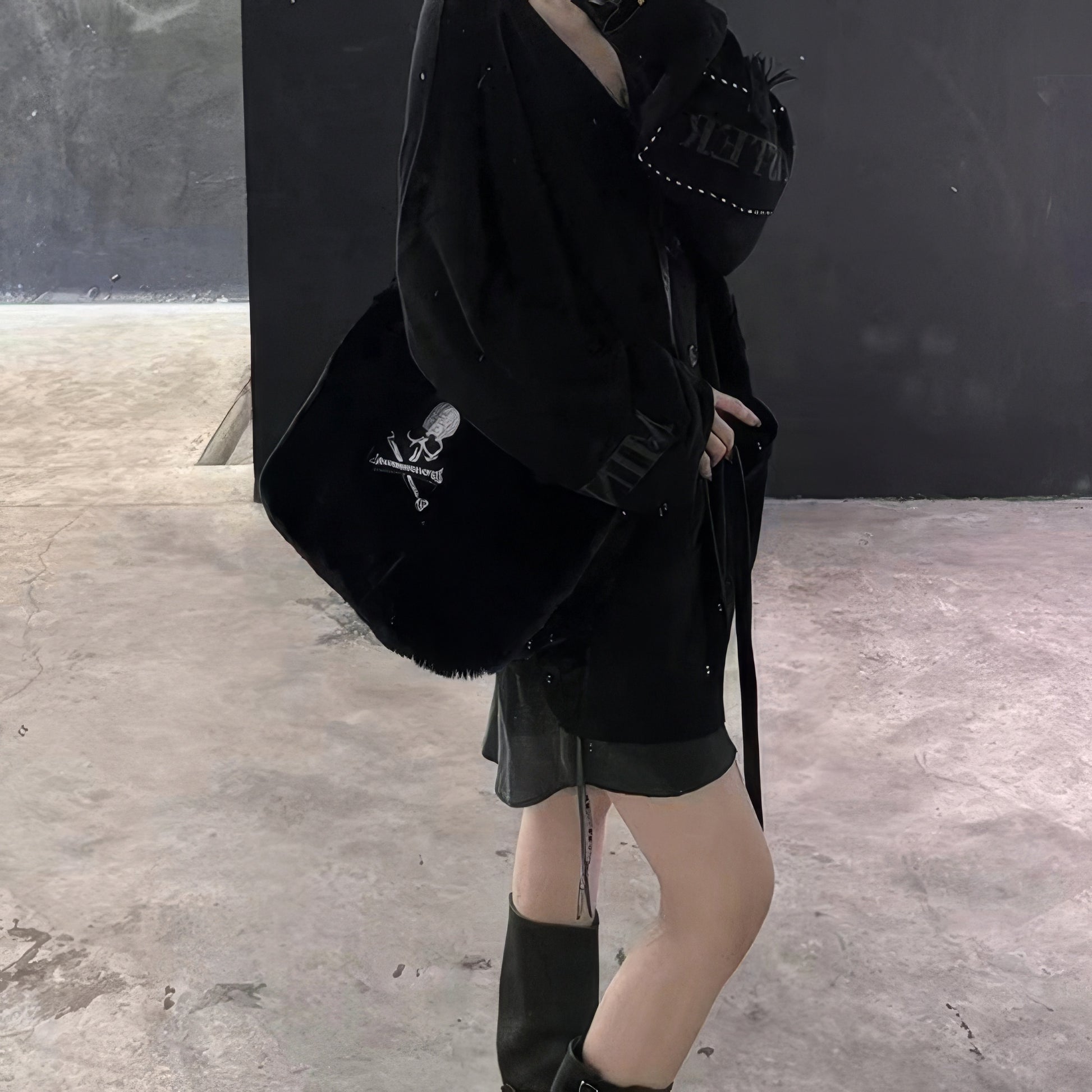 Faux Fur Skull Embroidery Shoulder Bag