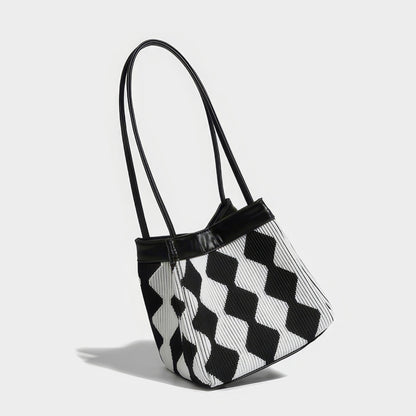 Wavy Checkered Knit Shoulder Bag