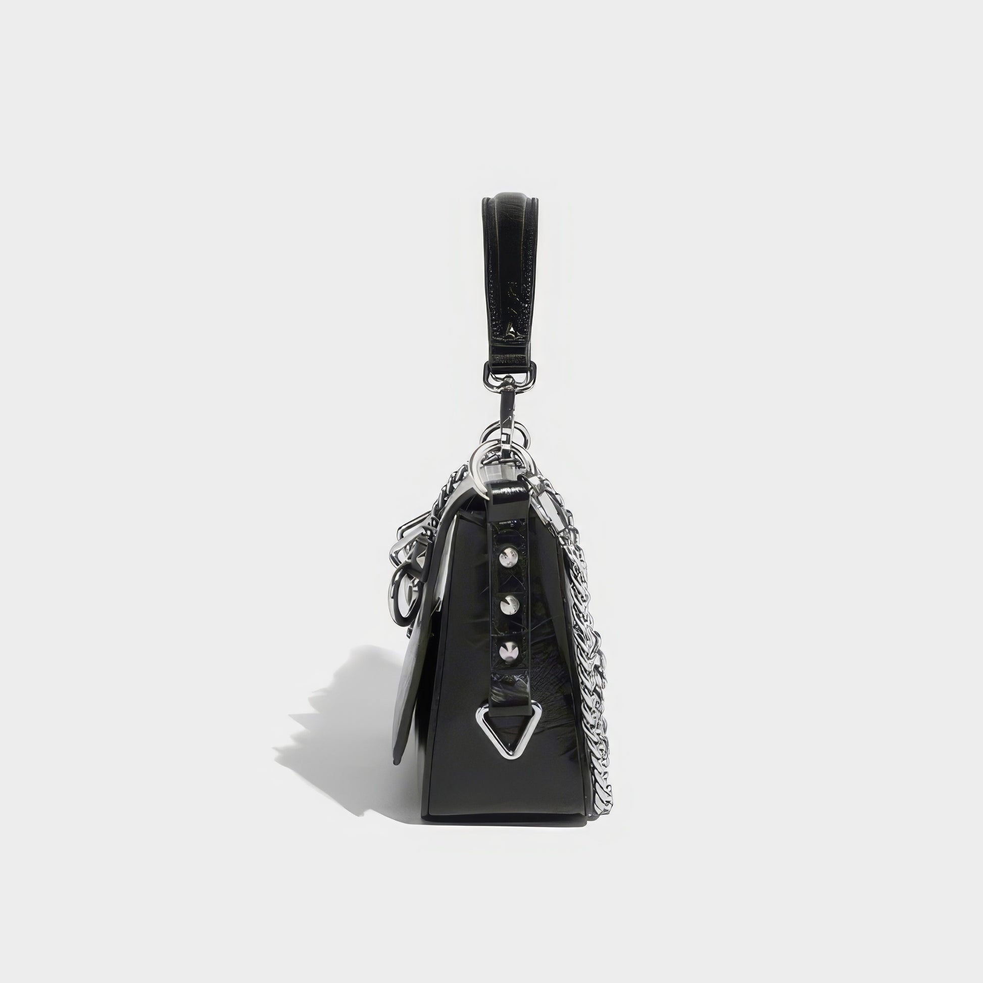 Ring Hardware Chain Handle Shoulder Bag