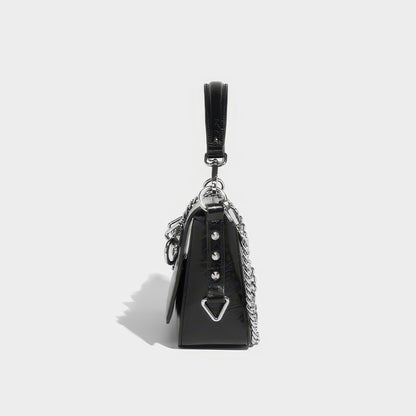 Ring Hardware Chain Handle Shoulder Bag