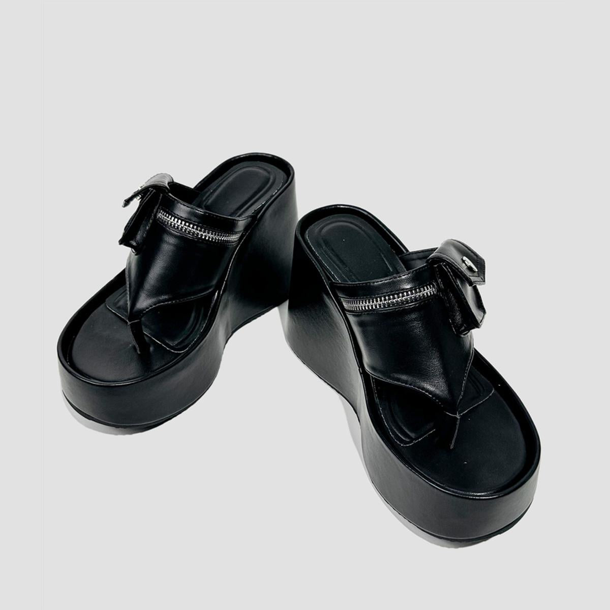 Black Pocket Detail Platform Slides