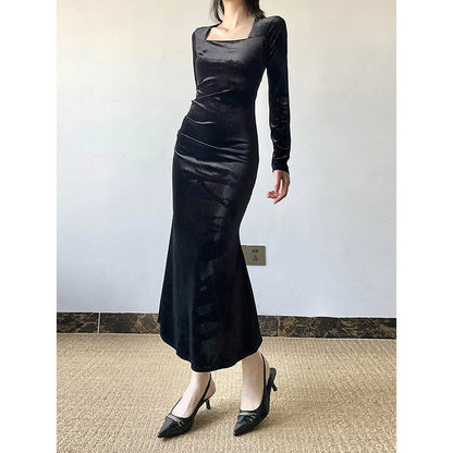 Velvet Square Neck Midi Dress