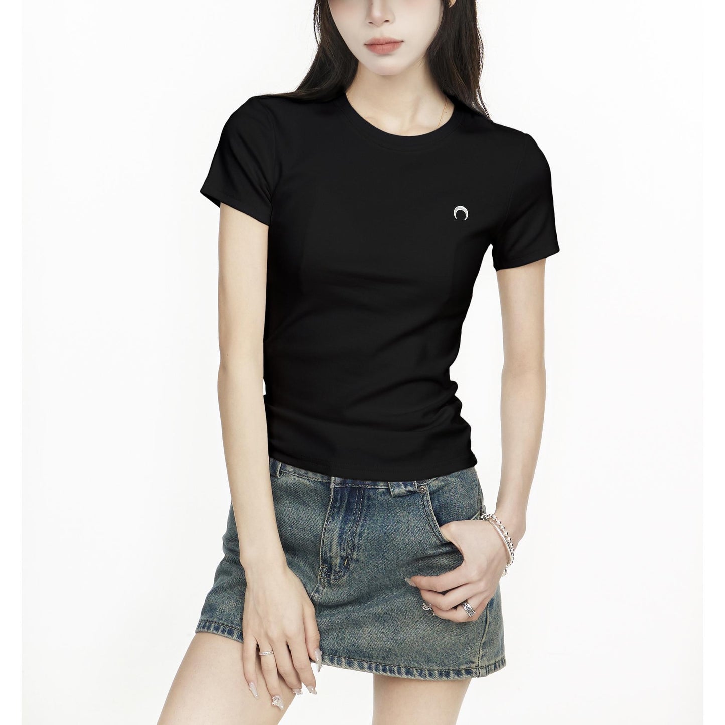 Slim Fit Minimal Logo T-Shirt