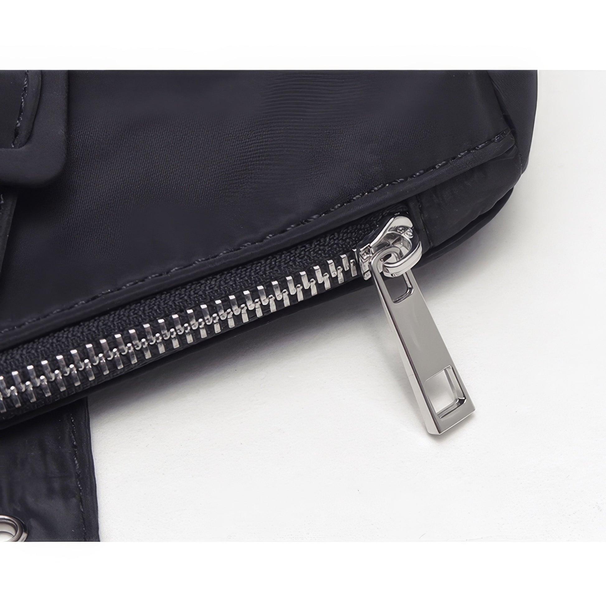 Minimal Buckle Strap Nylon Tote