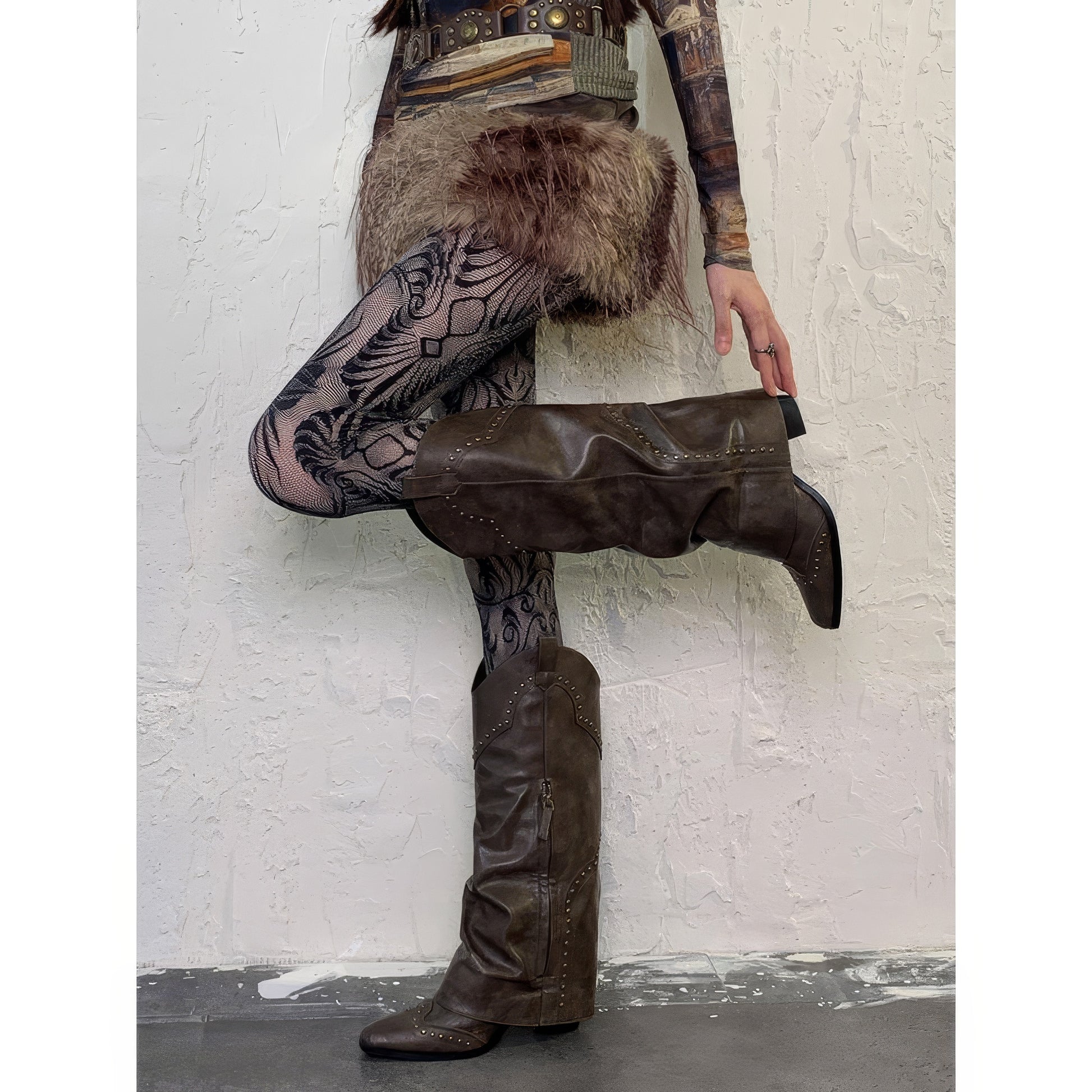 Baroque Leaf Mesh Pattern Tights