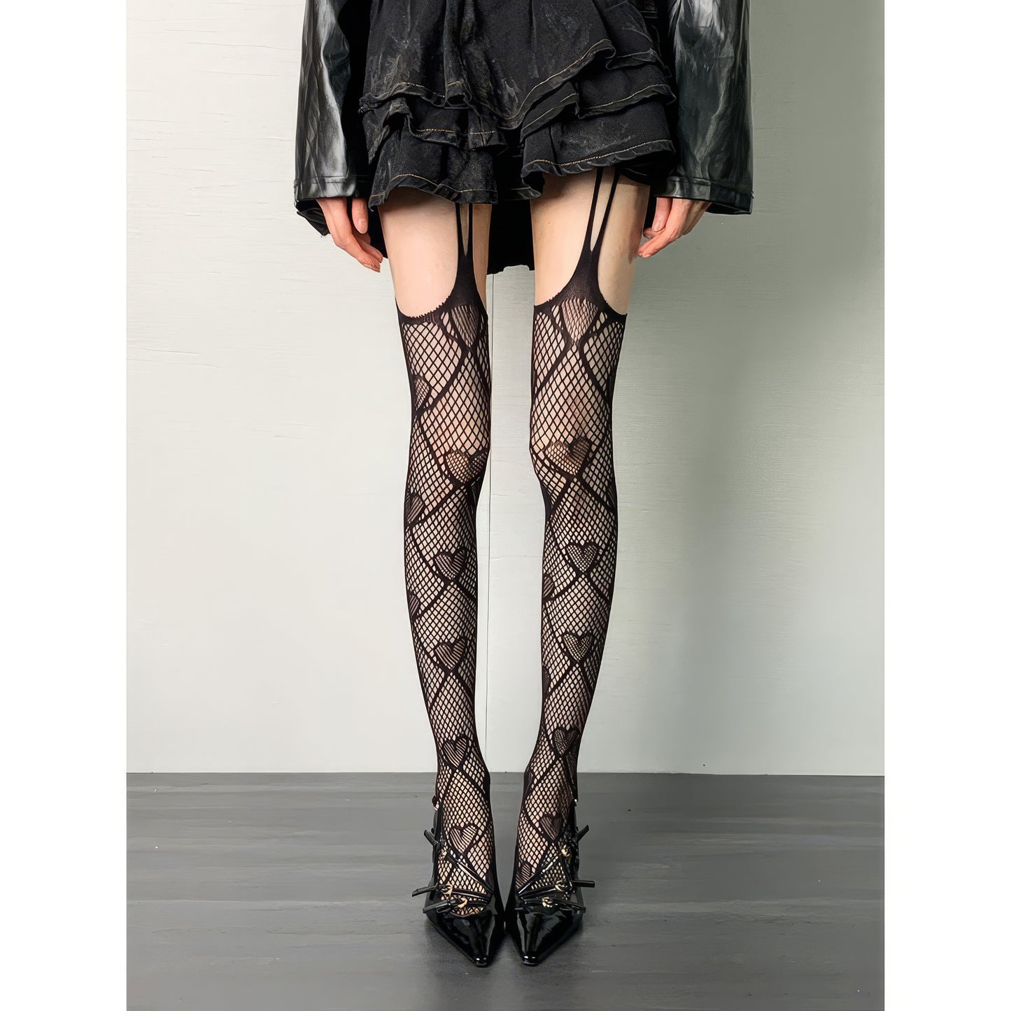 Heart Pattern Suspender Mesh Tights