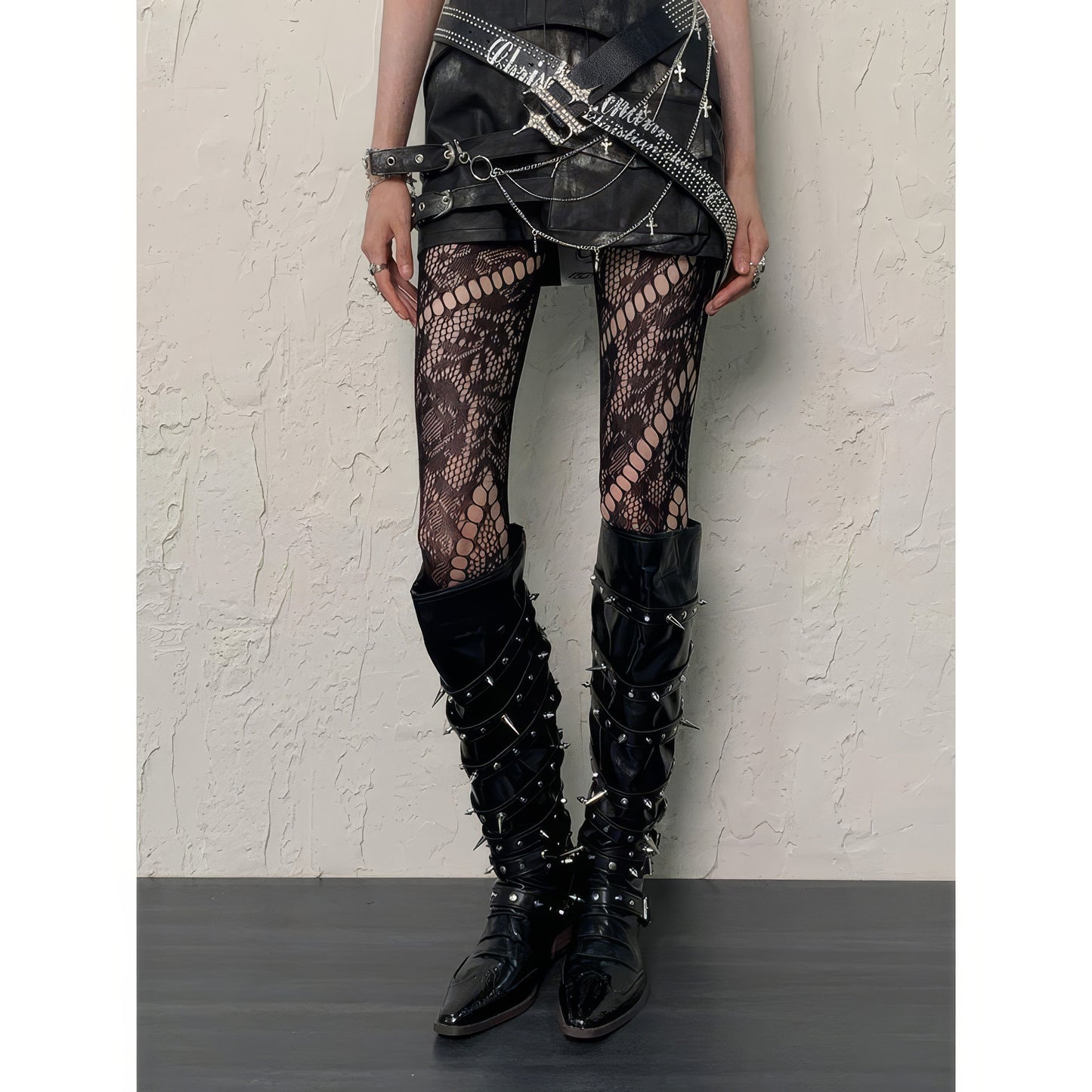 Cutout Floral Lace Mesh Tights
