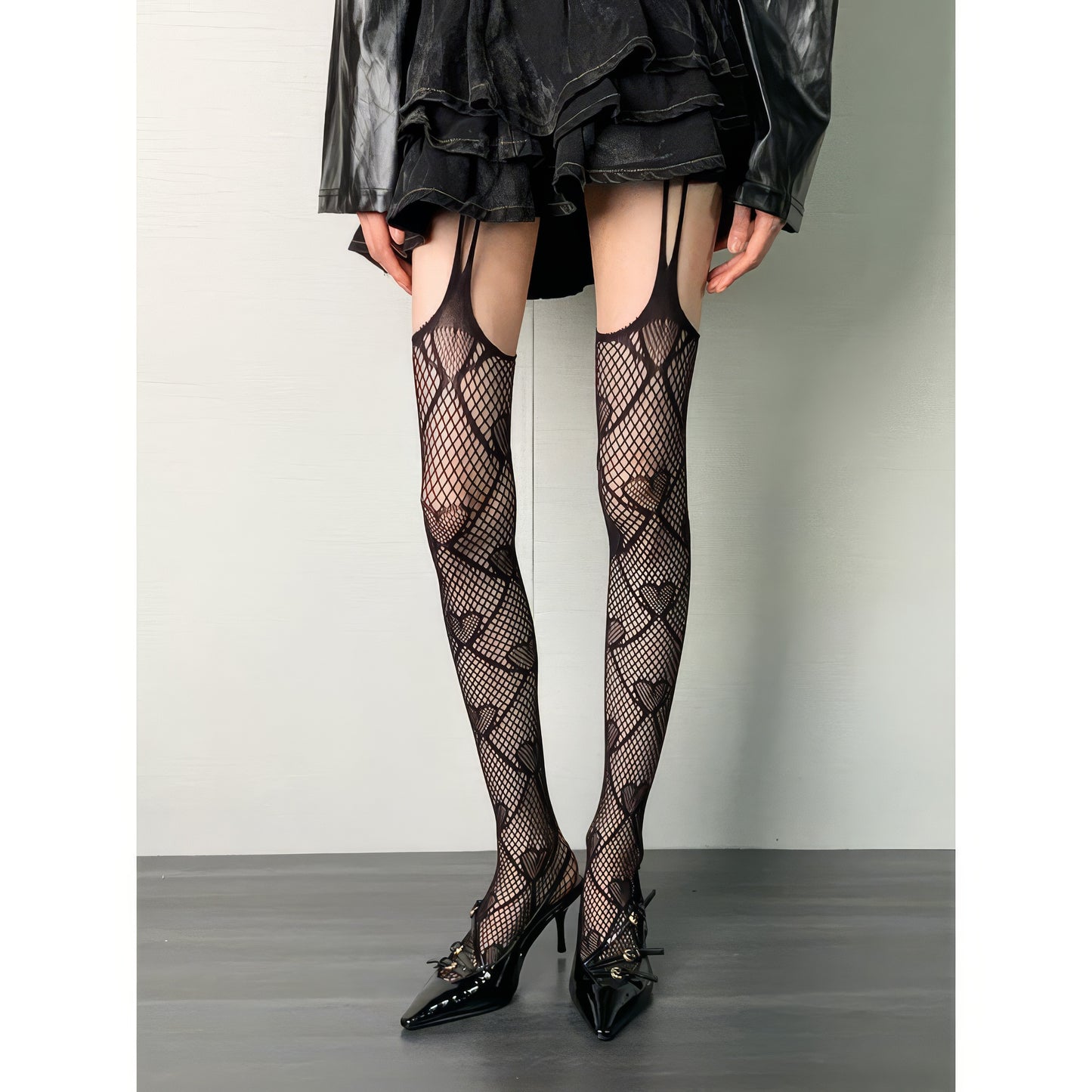 Heart Pattern Suspender Mesh Tights