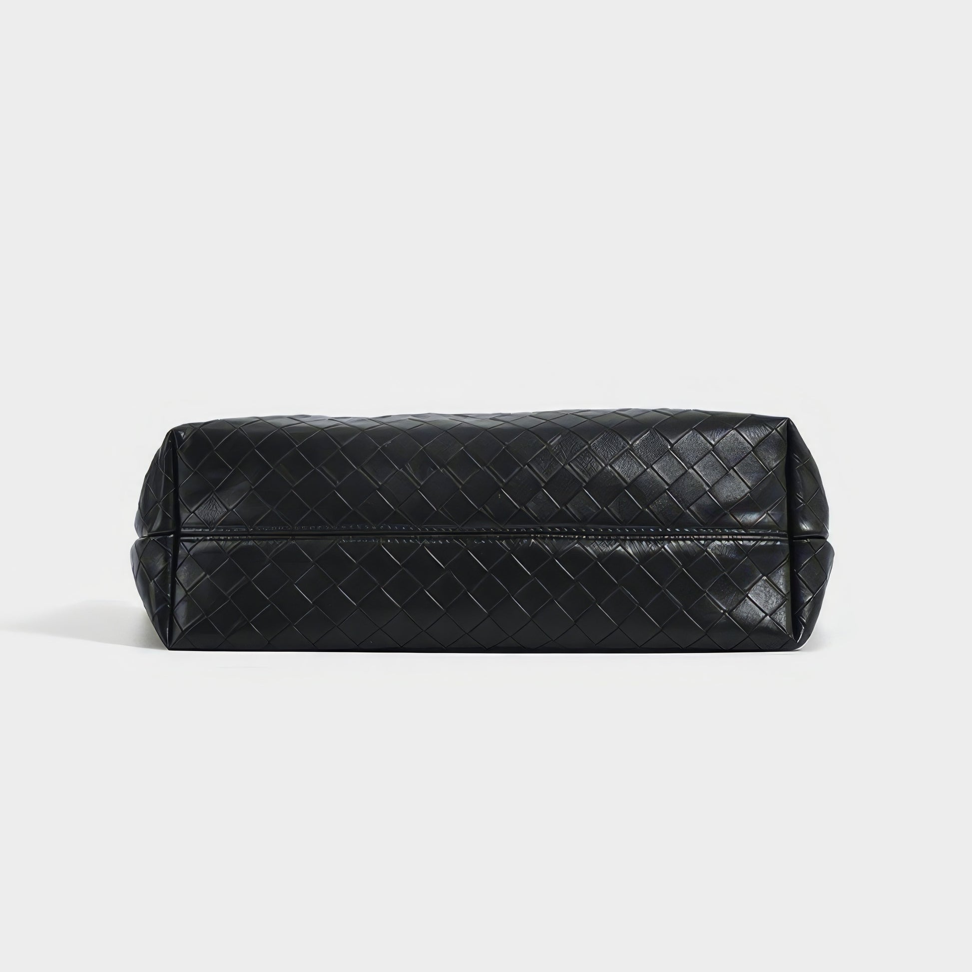 Woven Knot Handle Shoulder Bag