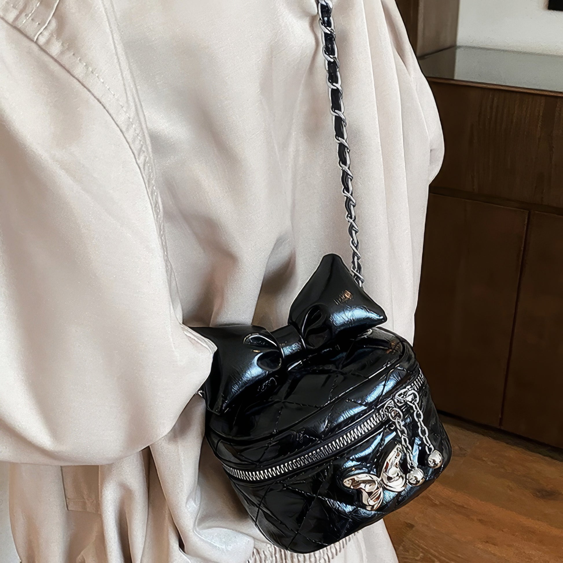 Quilted Bow Chain Mini Crossbody Bag