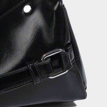 Chain Detail Soft Leather Shoulder Bag