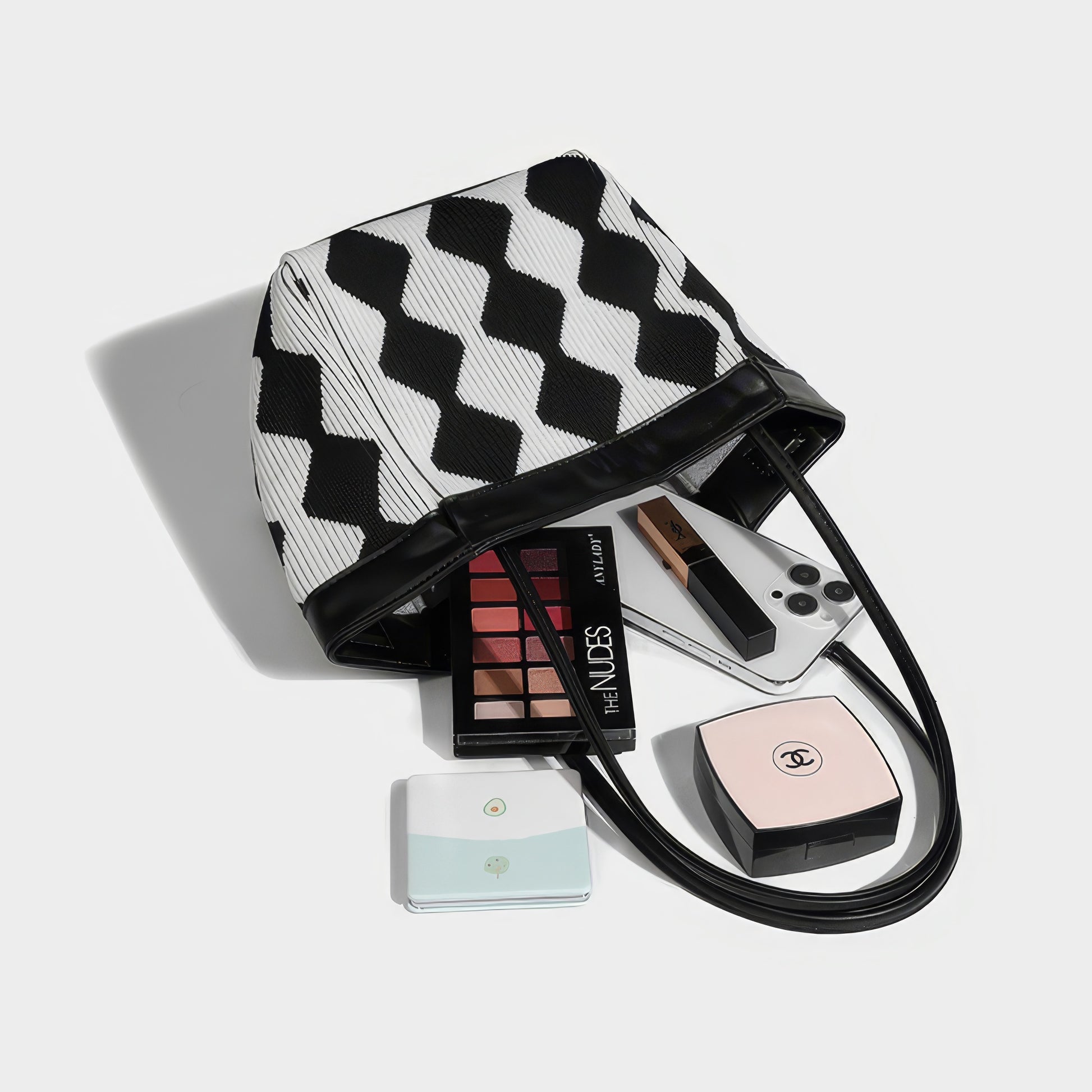 Wavy Checkered Knit Shoulder Bag