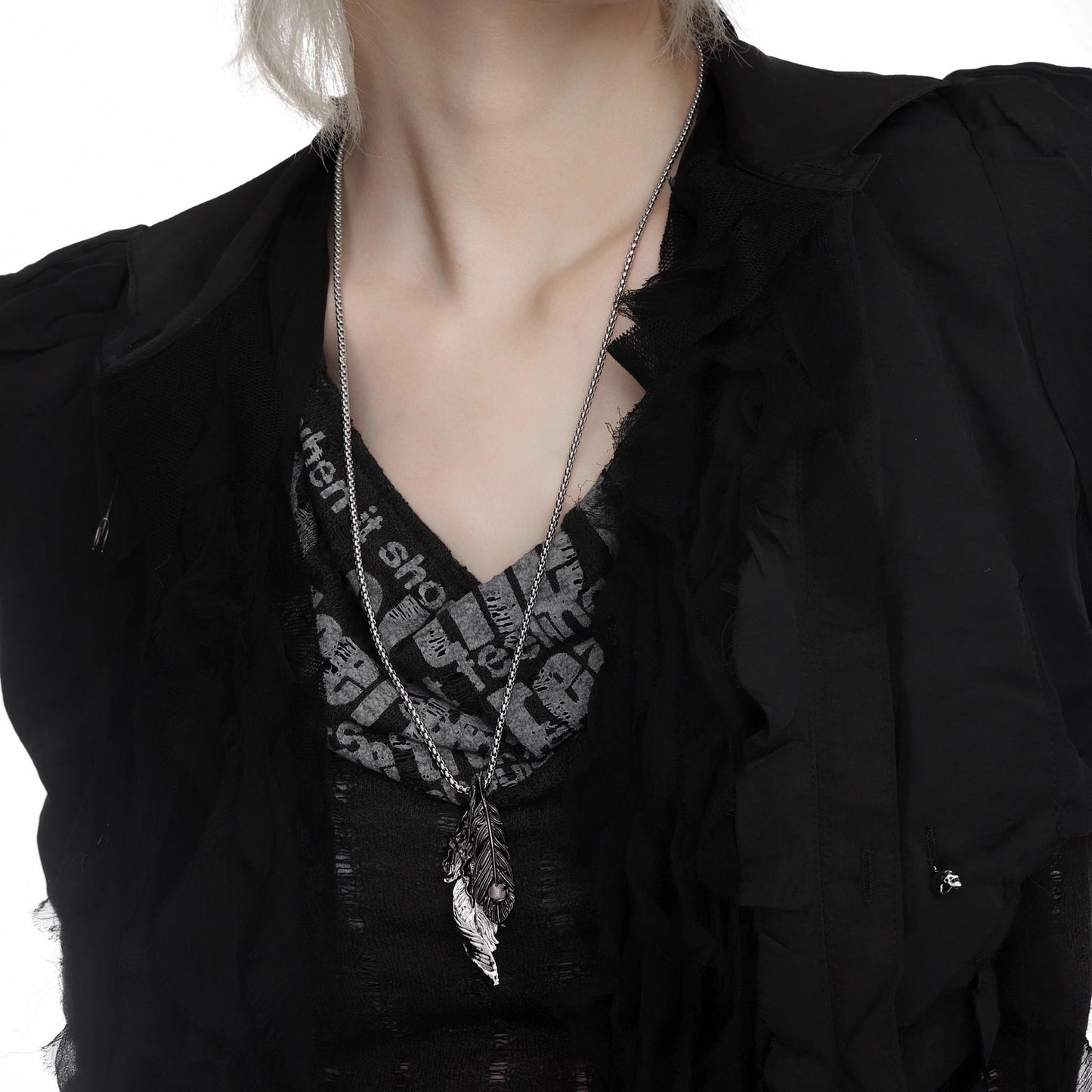Twin Feather Charm Pendant Necklace